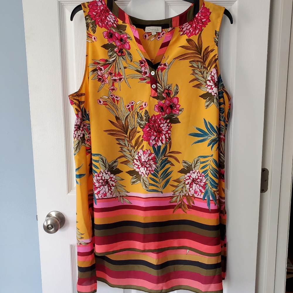 NWOT Colorful Tunic!